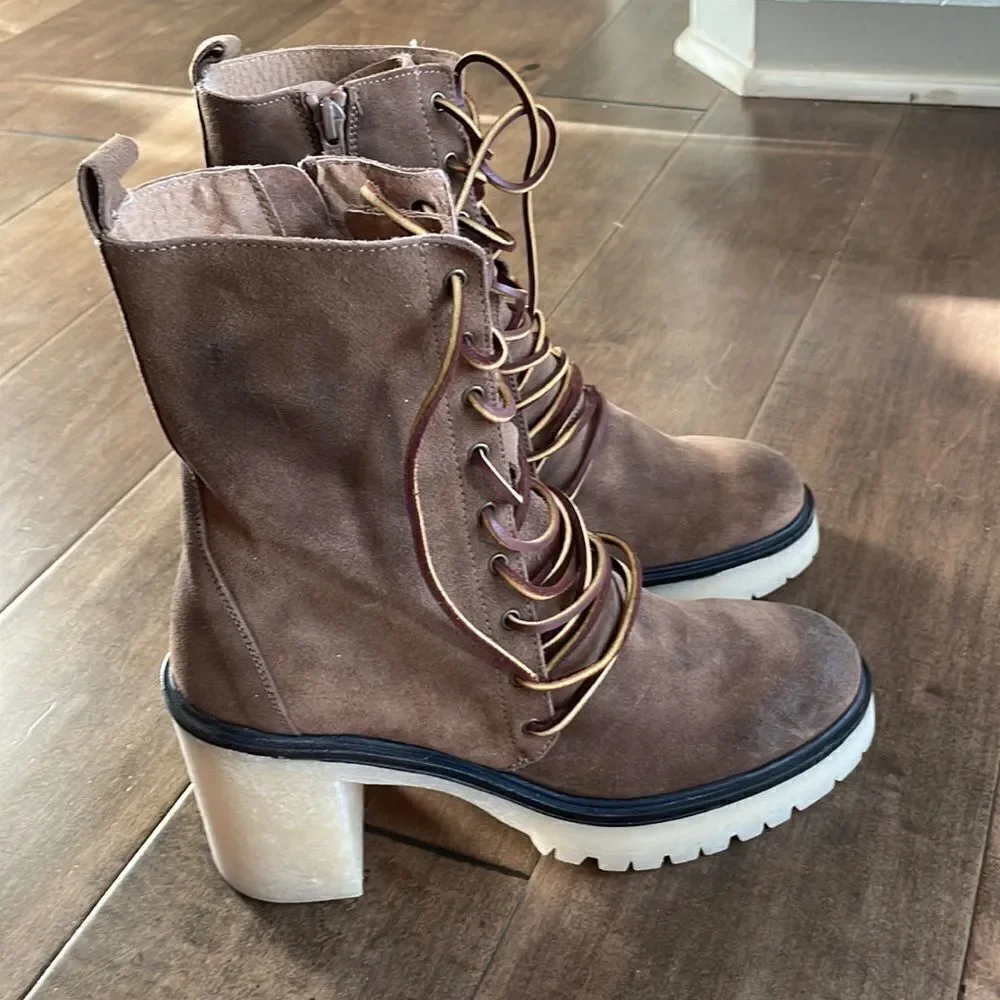 Free People Dylan Lace-Up Boots Platform Heel Brown Suede NWOB EU 40 US 10